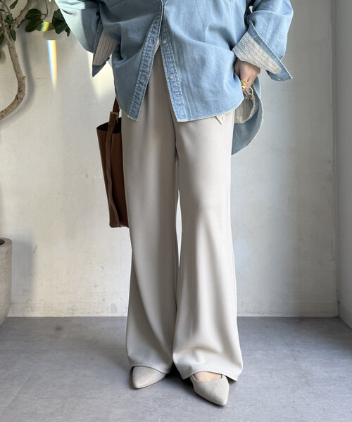 DouDou(ドゥドゥ)の「バイヤスセミフレアパンツ(その他パンツ・レディース・ブラック/ライトベージュ/ブルー・36/38)」の22枚目の写真