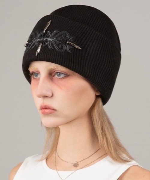 E RIN AI E(オリンアイ)の「【E RIN AI E】CROSS(ニットキャップ/ビーニー・メンズ・ブラック・ONE SIZE)」の2枚目の写真