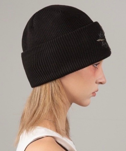 E RIN AI E(オリンアイ)の「【E RIN AI E】CROSS(ニットキャップ/ビーニー・メンズ・ブラック・ONE SIZE)」の5枚目の写真