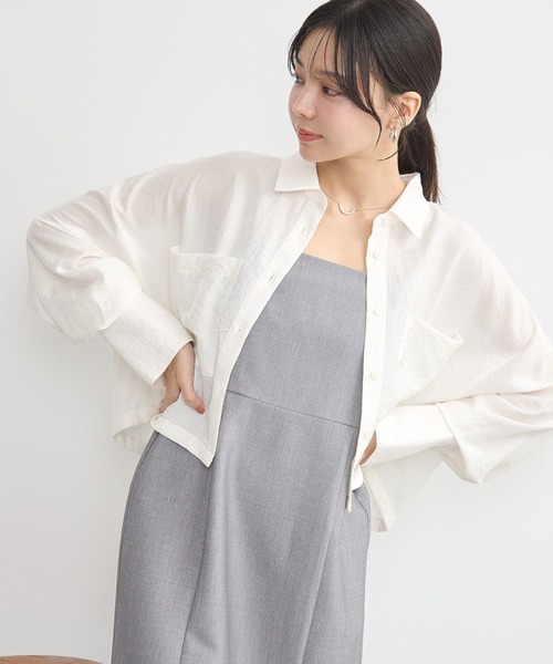 earth music&ecology(アースミュージックアンドエコロジー)の「Wポケットショートシャツ(シャツ/ブラウス・レディース・ベージュ/ブラック/サックスブルー/オフホワイト・FREE)」の2枚目の写真