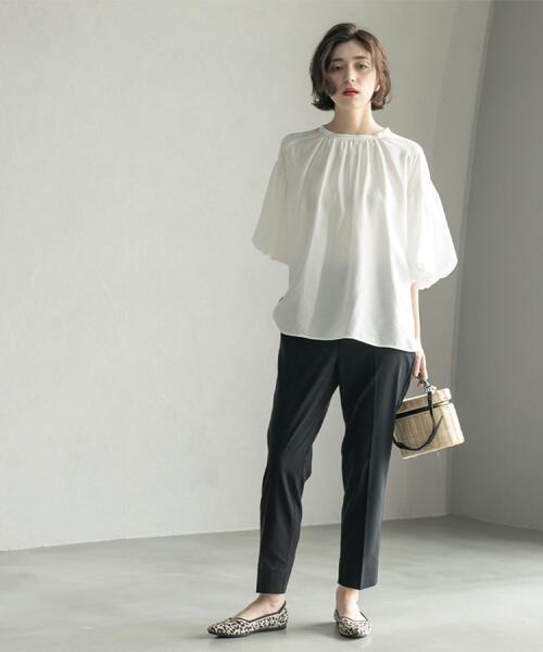 OPAQUE.CLIP（オペークドットクリップ）の「ハイストレッチイージースティックパンツ【洗濯機洗い可】（その他パンツ・レディース・ブラック/ホワイト/ブラック系1/ベージュ・36/38/40/42）」の15枚目の写真