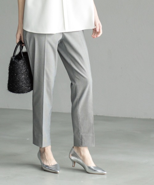 OPAQUE.CLIP（オペークドットクリップ）の「ハイストレッチイージースティックパンツ【洗濯機洗い可】（その他パンツ・レディース・ブラック/ホワイト/ブラック系1/ベージュ・36/38/40/42）」の4枚目の写真