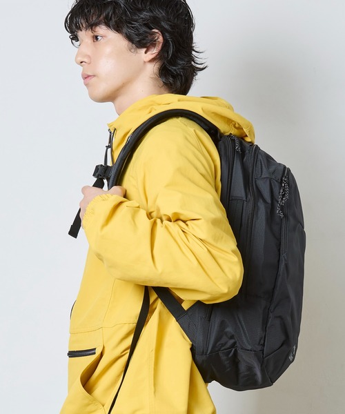 L.L.Bean（エルエルビーン）の「コンフォート・キャリー・ラップトップ・パック、24L（バックパック/リュック・レディース・ブラック・ONE SIZE）」の19枚目の写真