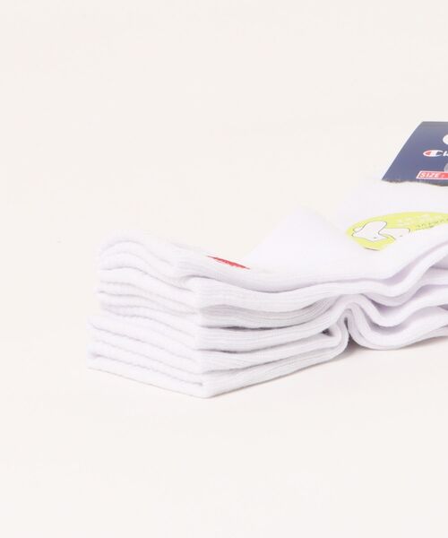 Champion（チャンピオン）の「Champion/チャンピオン ソックス ウィメンズ ハート刺繍 3足組 クォーターレングス ノンパイル CWSCB201（ソックス/靴下・レディース・ブラック/ホワイト・S）」の3枚目の写真