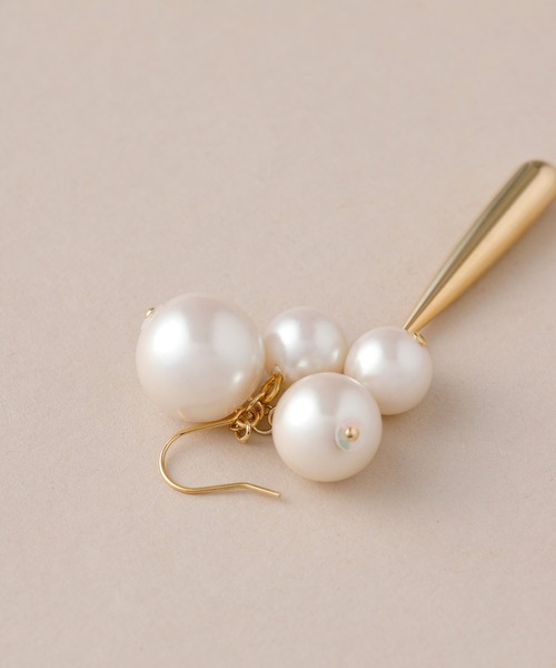 CALIN STANDARD(カリンスタンダード)の「◆◆金属アレルギー対応◆◆〈ecru〉パールスウィングドロップピアス(ピアス(両耳用)・レディース・ゴールド・FREE)」の5枚目の写真