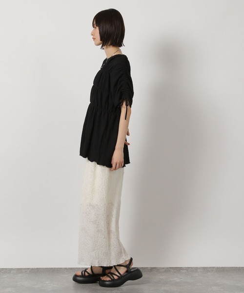 LAKOLE（ラコレ）の「カットジャガードシャーリングT / 327680（Tシャツ/カットソー・レディース・アイボリー/ブラック・FREE）」の4枚目の写真