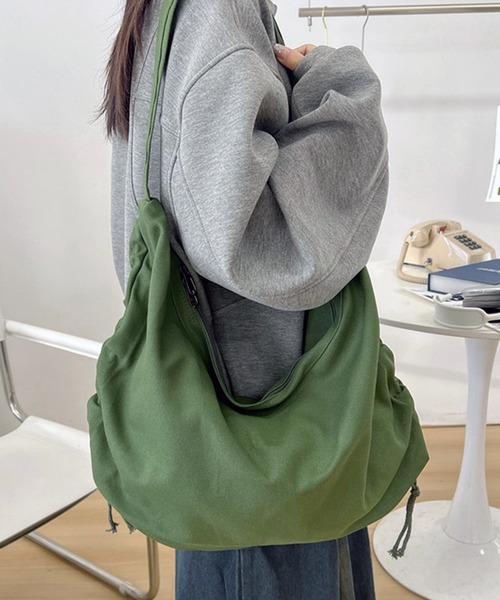 特別価格SueUNDERCOVER ショルダーバックカーキ