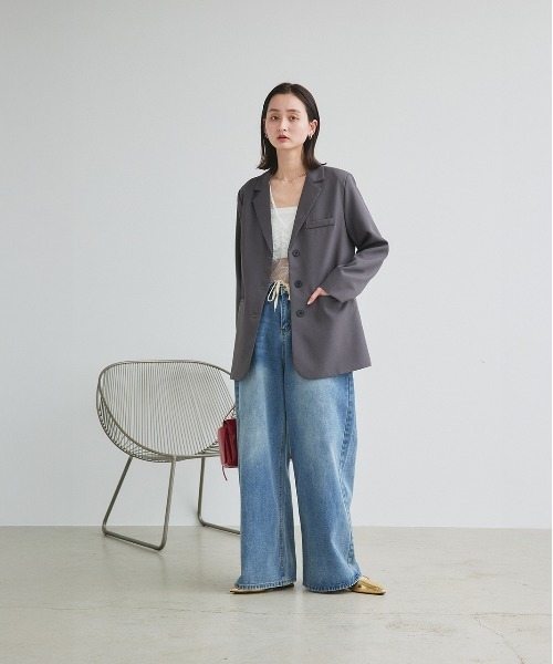 ad thie（アドティエ）の「ウエストリボン ワイドデニムパンツ（デニムパンツ・レディース・ブルー・MEDIUM/LARGE）」の14枚目の写真