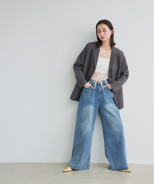 ad thie（アドティエ）の「ウエストリボン ワイドデニムパンツ（デニムパンツ・レディース・ブルー・MEDIUM/LARGE）」の16枚目の写真
