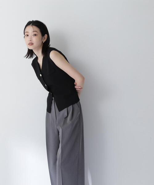 NATURAL BEAUTY BASIC（ナチュラルビューティーベーシック）の「◇ダブルポケットニットベスト（ベスト・レディース・ブラック/オフホワイト/ライトグリーン・FREE）」の7枚目の写真