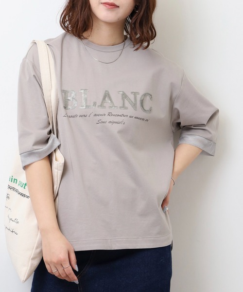 EGLANTINE(エグランティーヌ)の「EGLANTINE ブラウスANC スパンコールロゴTシャツ メッシュ切り替えバックファスナー半袖カットソー(Tシャツ/カットソー・レディース・ブラック/オフホワイト/グレー/ブルー・40)」の3枚目の写真