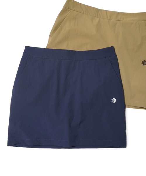 BENCH AT THE GREENE GOLF(ベンチアットザグリーンゴルフ)の「BENCH AT THE GREENE GOLF / レディースゴルフ ストレッチスカート ペチパンツ一体型(スカート・レディース・ネイビー/ベージュ・SMALL/MEDIUM/X-SMALL)」の2枚目の写真