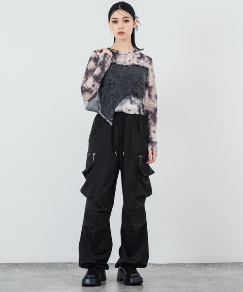 ANAP(アナップ)の「デニムビスチェ ドッキング シアートップス(Tシャツ/カットソー・レディース・カーキ/ブラック・FREE)」の11枚目の写真