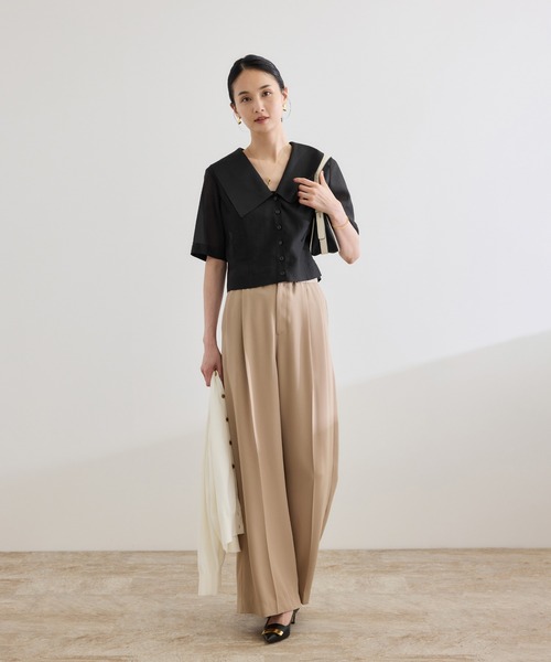 ROPE'（ロペ）の「【洗える】シャイニーシアーブラウス/セットアップ対応（シャツ/ブラウス・レディース・ブラック/オフホワイト・FREE）」の8枚目の写真