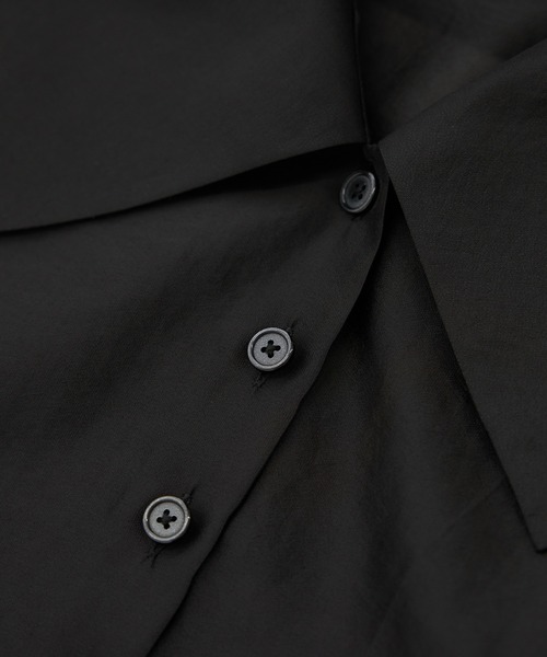 ROPE'（ロペ）の「【洗える】シャイニーシアーブラウス/セットアップ対応（シャツ/ブラウス・レディース・ブラック/オフホワイト・FREE）」の3枚目の写真