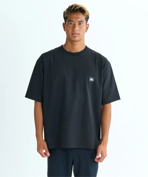 Quiksilver(クイックシルバー)の「ICON OF SURF ST /クイックシルバーバックプリント半袖Tシャツ(Tシャツ/カットソー・メンズ・ブラック/ホワイト・MEDIUM/LARGE/X-LARGE)」の3枚目の写真