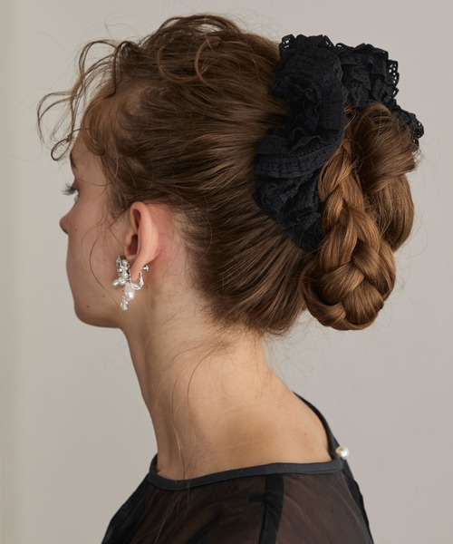 BONLECILL noir（ボンルシールノワール）の「【BONLECILL noir】フリルティアードレースシュシュ（シュシュ・レディース・アイボリー/ブラック・FREE）」の9枚目の写真