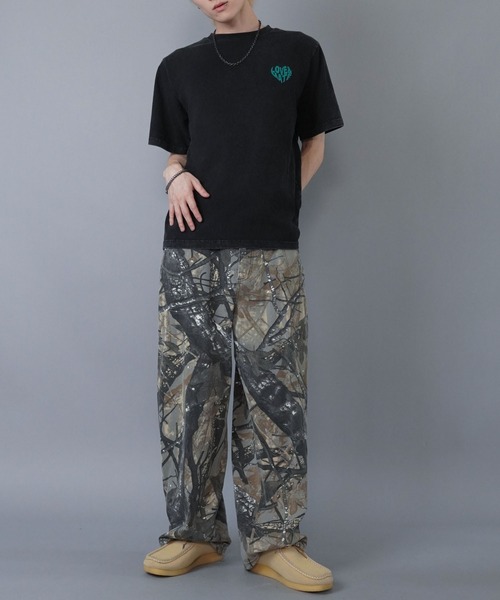 SPINNS（スピンズ）の「バックプリントTシャツ/ハートロゴ（Tシャツ/カットソー・メンズ・ナチュラル/ブラック/ホワイト・ONESIZE）」の16枚目の写真