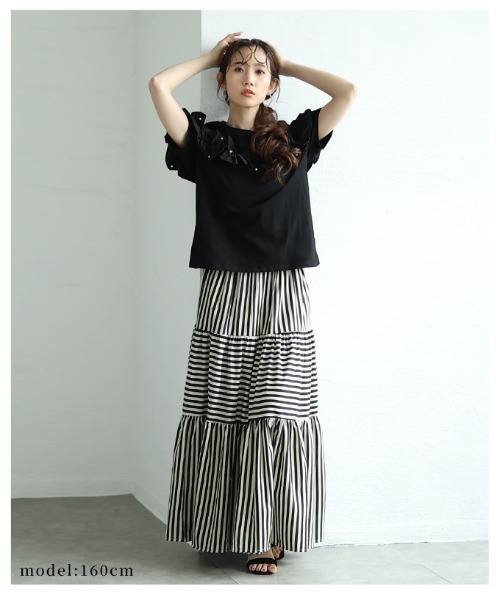 Sawa a la mode(サワアラモード)の「デコルテフリルトップス(Tシャツ/カットソー・レディース・ブルー/ブラック/ホワイト・FREE)」の21枚目の写真