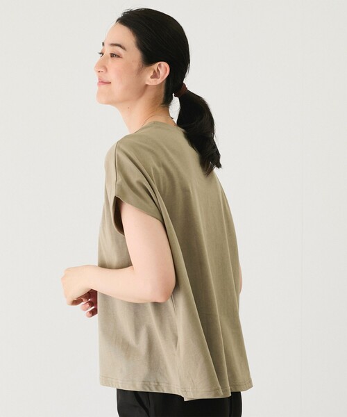 Jayro(ジャイロ)の「ライン入り英字プルオーバー(Tシャツ/カットソー・レディース・ブラック/カーキ/ホワイト系その他・M)」の18枚目の写真