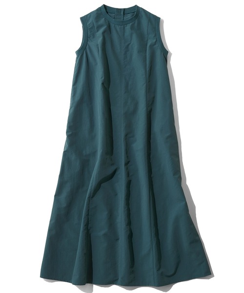 IEDIT（イディット）の「ＩＥＤＩＴ　ＵＶカット＆撥水（はっすい）＆虫を寄せ付けにくい　ネックと袖にリブ遣いのＡラインロングワンピース（ワンピース・レディース・ベージュ系その他/ダークグリーン・M/L/LL/3L/MP）」の8枚目の写真