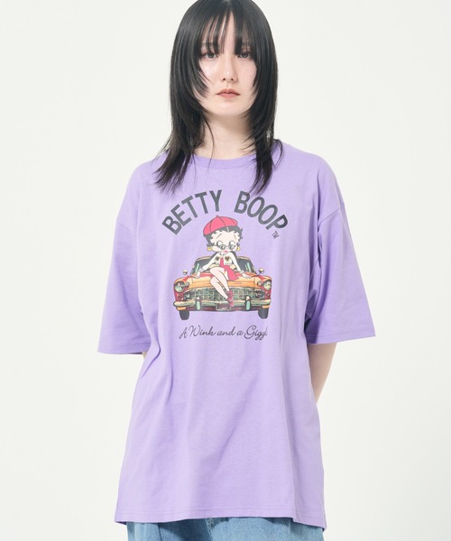 BETTY BOOP(ベティ・ブープ)の「BETTYクラシックカーTEE(M1)(Tシャツ/カットソー・メンズ・ブラック/ホワイト/パープル/イエロー/カーキ・MEDIUM/X-LARGE/LARGE)」の4枚目の写真