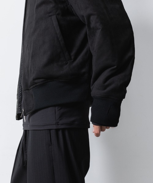 VEIN (ヴェイン)の「シンセティック スエードレザー ボンバーJKT / SYNTHETIC SUEDE LEATHER BOMBER JKT(MA-1・メンズ・ブラウン/ブラック・1/2/3)」の11枚目の写真