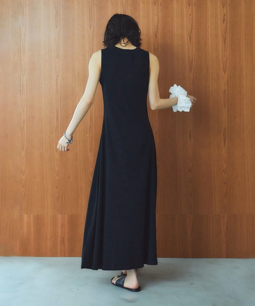 LIENCOEUR（リアンクール）の「フレアカットワンピース（ワンピース・レディース・ブラック/グレー・FREE）」の14枚目の写真