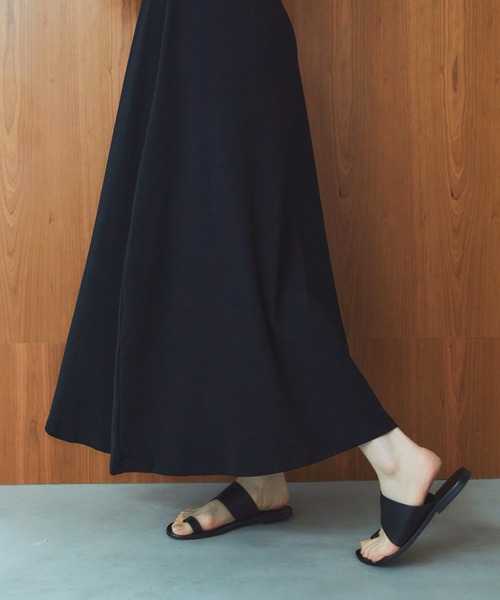 LIENCOEUR（リアンクール）の「フレアカットワンピース（ワンピース・レディース・ブラック/グレー・FREE）」の6枚目の写真