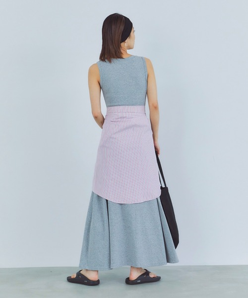 LIENCOEUR（リアンクール）の「フレアカットワンピース（ワンピース・レディース・ブラック/グレー・FREE）」の4枚目の写真