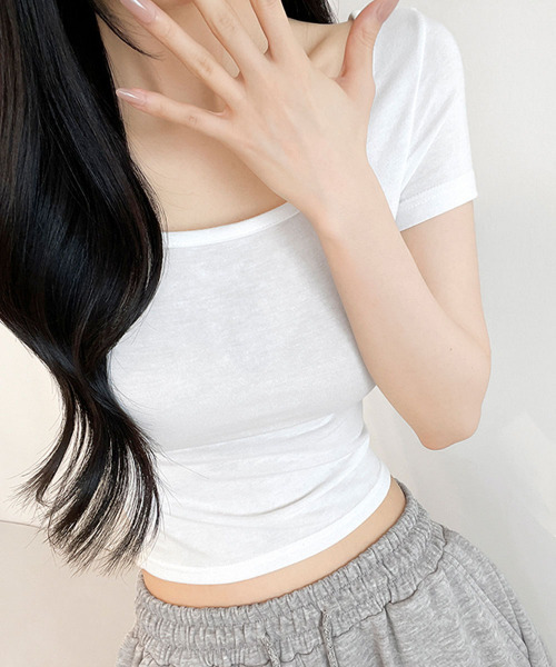 VIVID LADY(ビビッドレディー)の「バックスリット 半袖Tシャツ(Tシャツ/カットソー・レディース・アイボリー/カーキ/ブラック・FREE)」の15枚目の写真