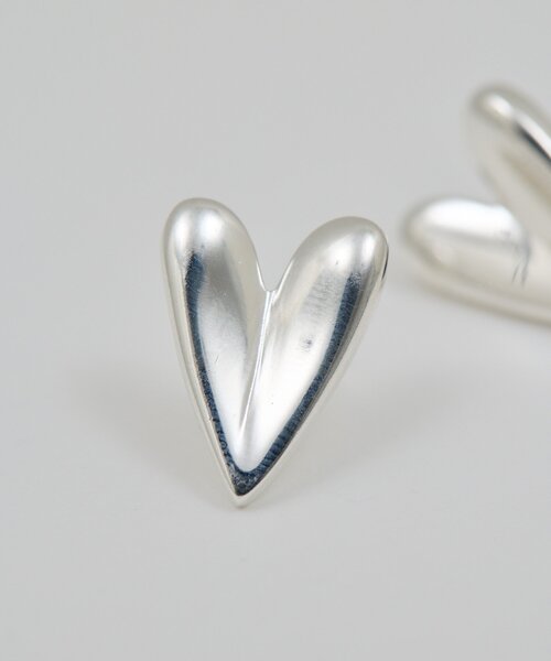 GALLARDAGALANTE（ガリャルダガランテ）の「ハートスタッドピアス（ピアス（両耳用）・レディース・シルバー系その他4/ゴールド系その他6・FREE）」の11枚目の写真