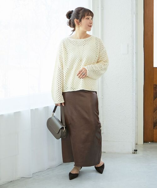 le.coeur blanc（ルクールブラン）の「スパンコールメッシュニットプルオーバー（ニット/セーター・レディース・オフホワイト/キャメル・38）」の11枚目の写真