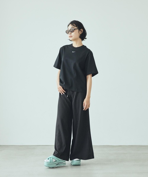 ナイキ スポーツウェア エッセンシャル ウィメンズ ボクシー T