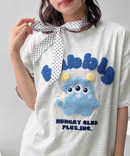 AS KNOW AS plus(アズノゥアズプラス)の「●選べるキャラクターデザイン サガラ刺繍半袖Tシャツ(サメ・モンスター・おばけ)(Tシャツ/カットソー・レディース・オフホワイト/チャコールグレー/オートミール/ホワイト系/グレー系/アイボリー系/ネイビー系/グレー系1/ネイビー系1/アイボリー系1/ホワイト系1・FREE)」の9枚目の写真