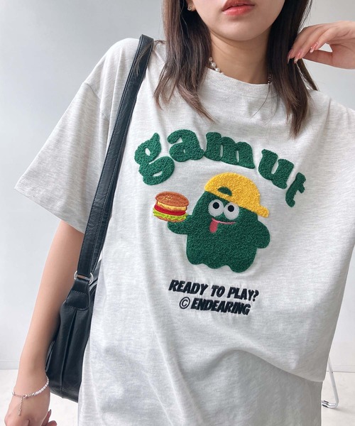 AS KNOW AS plus(アズノゥアズプラス)の「●選べるキャラクターデザイン サガラ刺繍半袖Tシャツ(サメ・モンスター・おばけ)(Tシャツ/カットソー・レディース・オフホワイト/チャコールグレー/オートミール/ホワイト系/グレー系/アイボリー系/ネイビー系/グレー系1/ネイビー系1/アイボリー系1/ホワイト系1・FREE)」の8枚目の写真