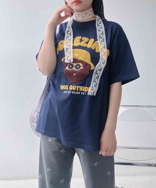 AS KNOW AS plus（アズノゥアズプラス）の「●選べるキャラクターデザイン サガラ刺繍半袖Tシャツ（サメ・モンスター・おばけ）（Tシャツ/カットソー・レディース・オフホワイト/チャコールグレー/オートミール/ホワイト系/グレー系/アイボリー系/ネイビー系/グレー系1/ネイビー系1/アイボリー系1/ホワイト系1/アイボリー系2/グレー系2/ネイビー系2/ホワイト系2・FREE）」の22枚目の写真