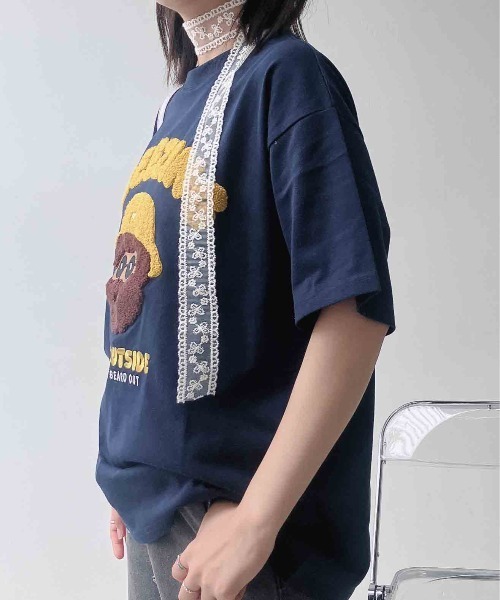 AS KNOW AS plus(アズノゥアズプラス)の「●選べるキャラクターデザイン サガラ刺繍半袖Tシャツ(サメ・モンスター・おばけ)(Tシャツ/カットソー・レディース・オフホワイト/チャコールグレー/オートミール/ホワイト系/グレー系/アイボリー系/ネイビー系/グレー系1/ネイビー系1/アイボリー系1/ホワイト系1・FREE)」の12枚目の写真