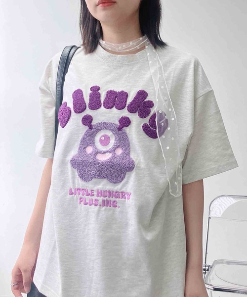 AS KNOW AS plus(アズノゥアズプラス)の「●選べるキャラクターデザイン サガラ刺繍半袖Tシャツ(サメ・モンスター・おばけ)(Tシャツ/カットソー・レディース・オフホワイト/チャコールグレー/オートミール/ホワイト系/グレー系/アイボリー系/ネイビー系/グレー系1/ネイビー系1/アイボリー系1/ホワイト系1・FREE)」の17枚目の写真