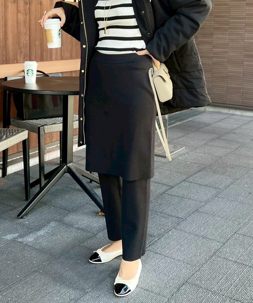 Emma Taylor(エマテイラー)の「レイヤードニットスカートストレートパンツ(その他パンツ・レディース・ブラック/チャコールグレー/モカ・36/38)」の4枚目の写真
