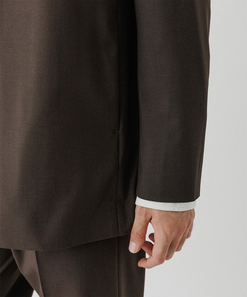 ADAM ET ROPE'（アダムエロペ）の「ルームジャケット / セットアップ対応（ノーカラージャケット・メンズ・ブラック/ダークブラウン/ブラウン系その他3・L/M/S）」の17枚目の写真