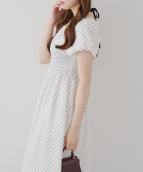 Another Branch olive des olive（アナザーブランチオリーブデオリーブ）の「【ANOTHER BRANCH】ホルター付き袖バルーンワンピ（ワンピース・レディース・ブルー系その他/ブラック/ブラウン系その他/ドット/レッド系その他・FREE）」の14枚目の写真