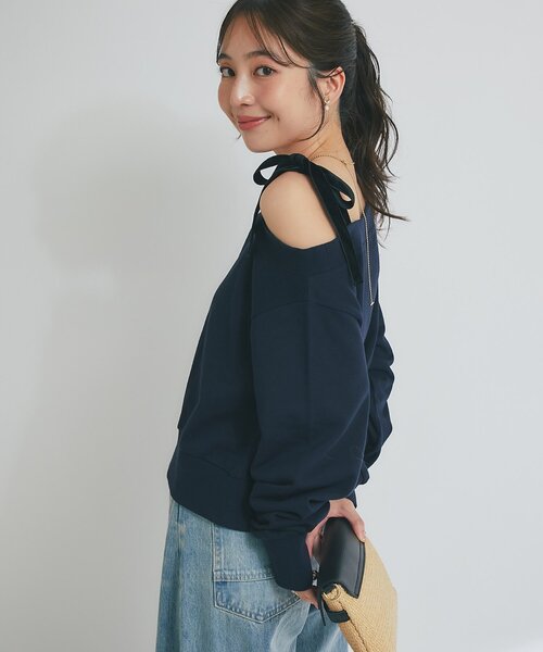 La boutique BonBon(ラブティックボンボン)の「【今すぐお届け!miki監修カラーあり】ミニ裏毛オフショルリボンプルオーバー(スウェット・レディース・ライトグレー/ネイビー/ホワイト・FREE)」の16枚目の写真