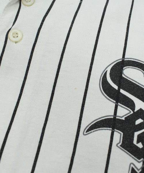 NBA/NFL/NHL/MLB（エヌビーエーエヌエフエルエヌエイチエルエムエルビー）の「【USED】Y2K Campri “MLB Chicago White Sox” ゲームシャツ（シャツ/ブラウス・メンズ・ホワイト・X-LARGE）」の6枚目の写真