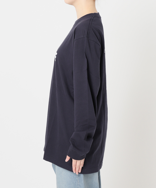 journal standard L'essage(ジャーナルスタンダードレサージュ)の「【別注】POETMEETS DUBWISE RISEロンT(Tシャツ/カットソー・レディース・ベージュ/ネイビー/ホワイト・FREE)」の11枚目の写真