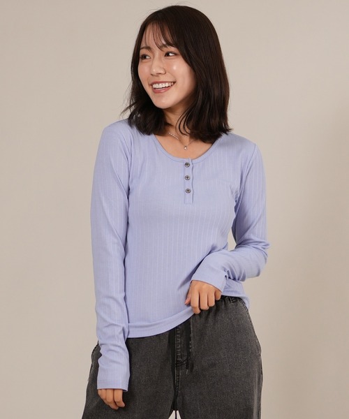 ムラサキスポーツ(ムラサキスポーツ)の「RIKKA FEMME/リッカファム ヘンリーネックロンT RF25FW03(Tシャツ/カットソー・レディース・カーキ/グレー/サックスブルー・M/L/S/M)」の12枚目の写真