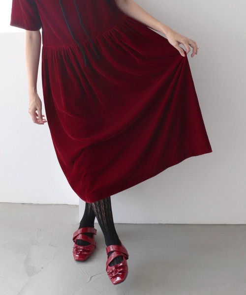 Three Four Time（ｽﾘｰﾌｫｰﾀｲﾑ）の「ベルベットワンピース（ワンピース・レディース・ブラック/レッド・FREE）」の9枚目の写真