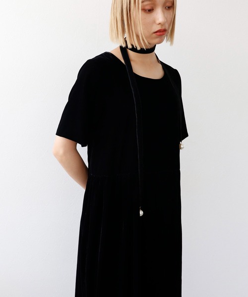 Three Four Time（ｽﾘｰﾌｫｰﾀｲﾑ）の「ベルベットワンピース（ワンピース・レディース・ブラック/レッド・FREE）」の8枚目の写真