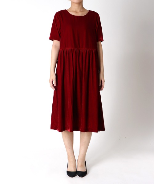 Three Four Time（ｽﾘｰﾌｫｰﾀｲﾑ）の「ベルベットワンピース（ワンピース・レディース・ブラック/レッド・FREE）」の15枚目の写真