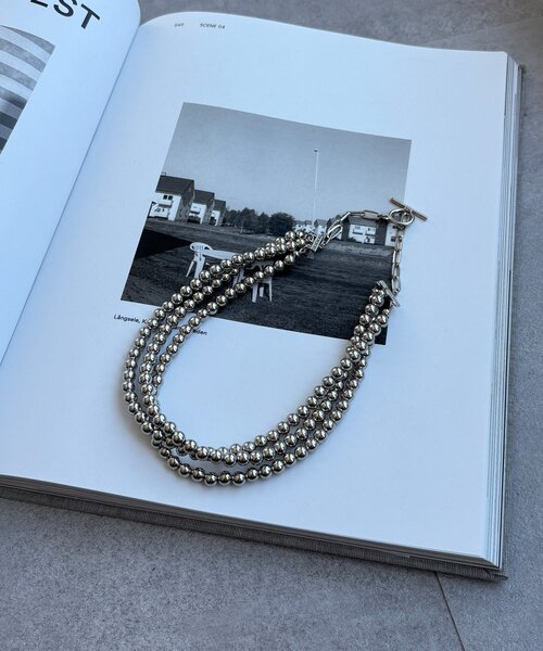 DouDou（ドゥドゥ）の「3連ボールチェーンレイヤードネックレス（ネックレス・レディース・シルバー・FREE）」の2枚目の写真